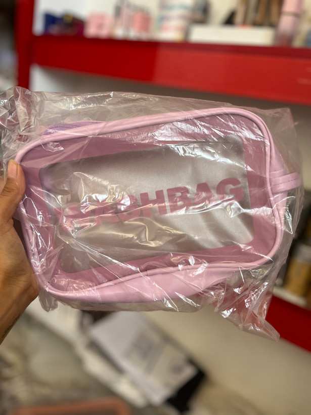 واش بگ واشبگ Wash Bag سایز متوسط اورجینال